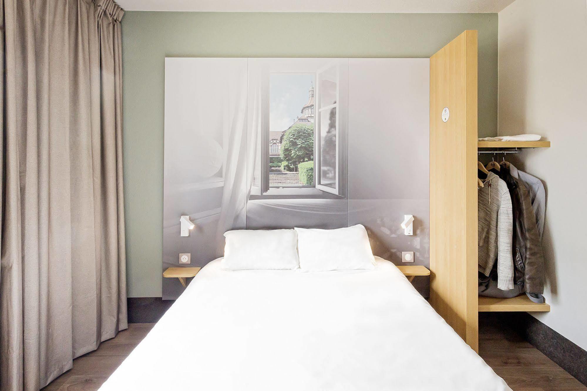 ホテル B＆B オテル ミュルーズ サントル エクステリア 写真