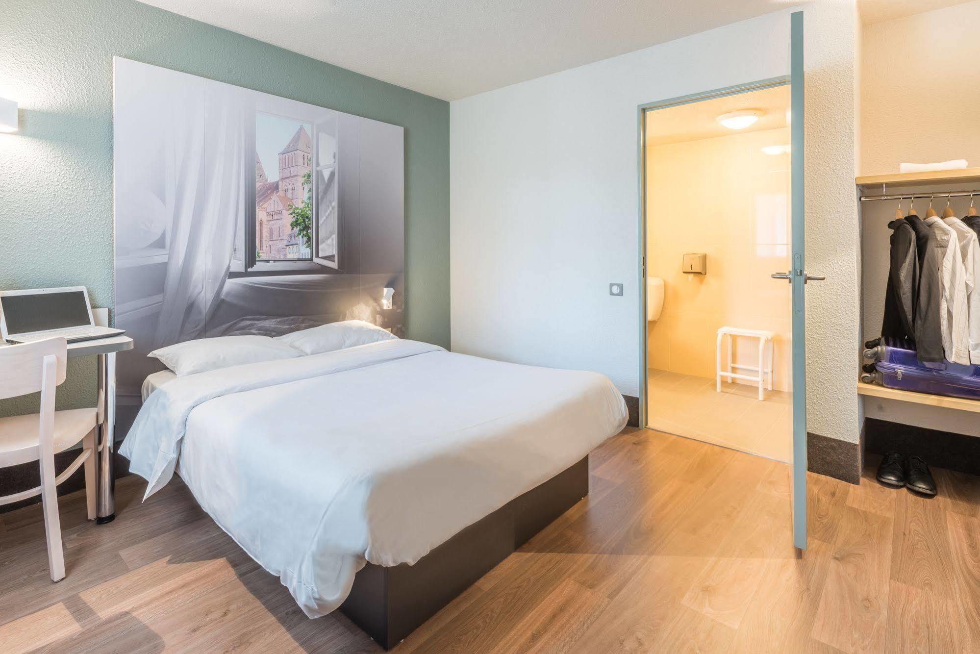 ホテル B＆B オテル ミュルーズ サントル エクステリア 写真